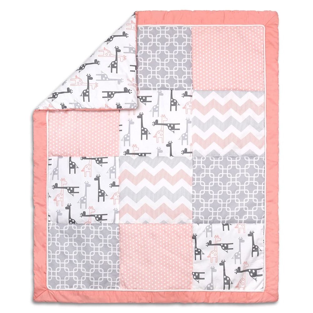 NWT - Baby Crib Quilt - Giraffe and Geometric Patchwork 100% Cotton - 44x37